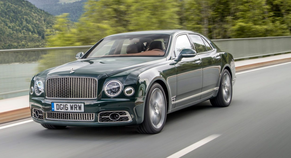 A Luxurious Ride: The 2023 Bentley Mulliner Baturite